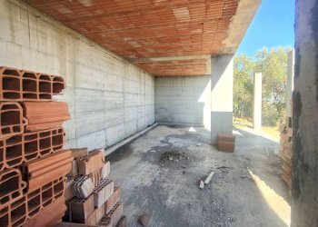 magazzino - Villa Regione Colla, Civezza - foto 11