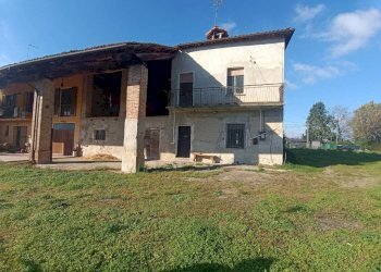 Facciata - Rustic strada Gavazza Picchi, 26, Mondovì - photo 1