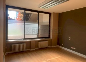 965efd1e-dab2-46c9-8635-3a2f20309cf5.jpg - Ufficio Seriate - foto 16