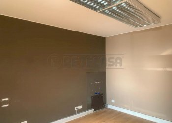 5282db59-1987-44d9-aa3a-db954cb3f8ad.jpg - Ufficio Seriate - foto 18