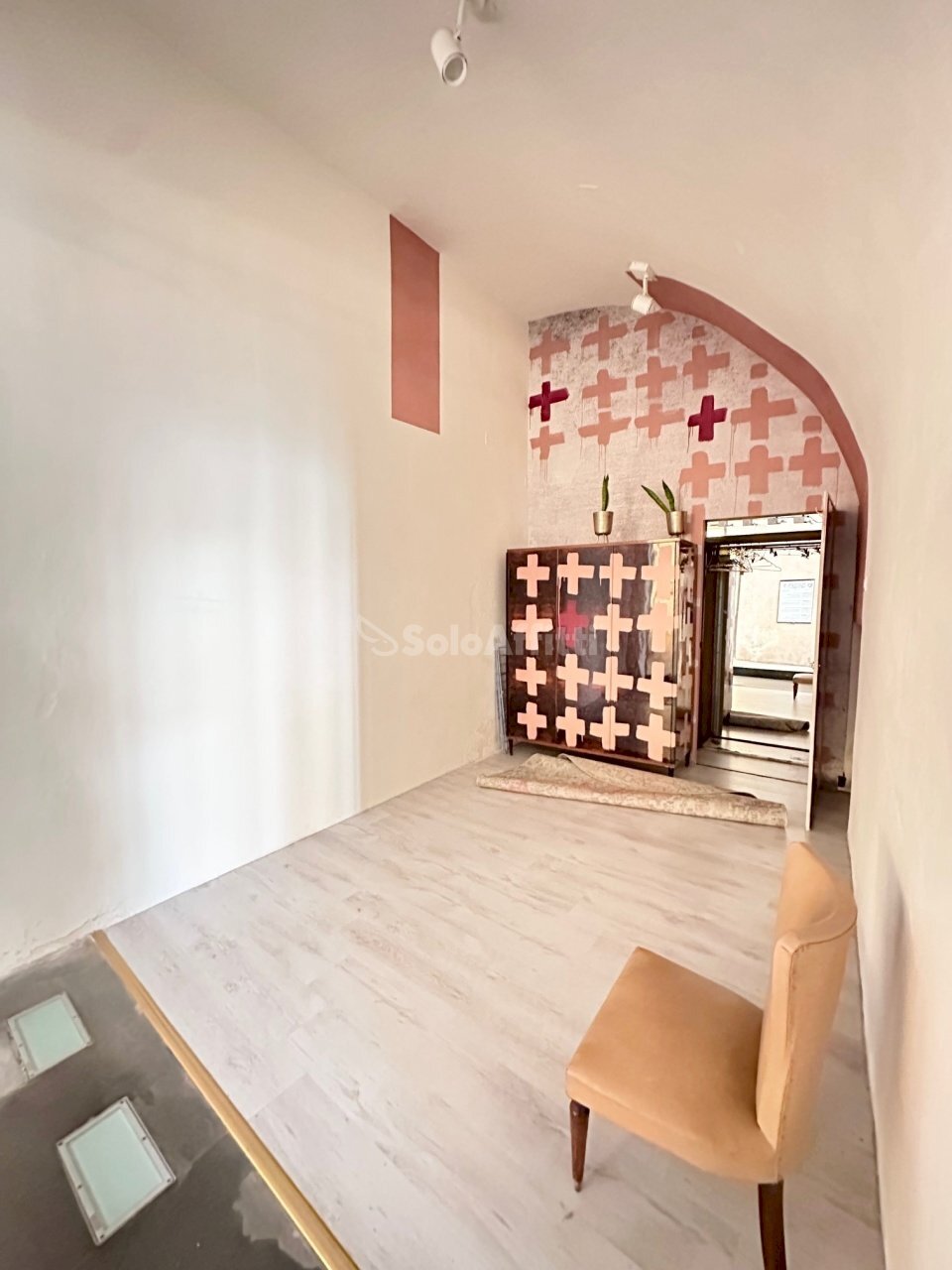 IMG_3518.jpg - Commercial Premises Piazza del Popolo sn, Faenza - photo 2