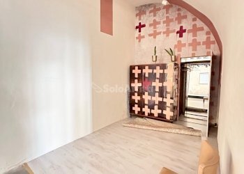 IMG_3518.jpg - Commercial Premises Piazza del Popolo sn, Faenza - photo 2