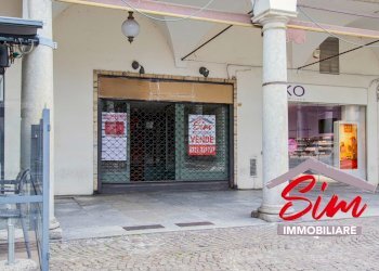Negozio in vendita in centro storico Novara - Locale Commerciale Via Fratelli Rosselli  sn, Novara - foto 27