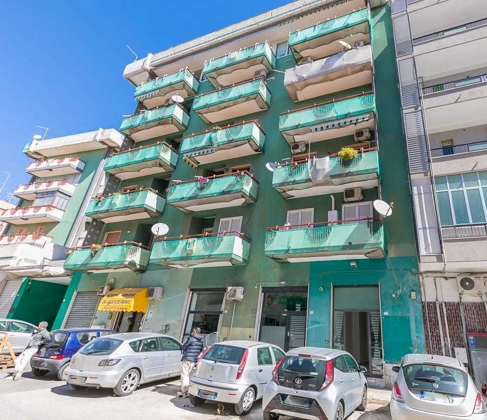 2.jpg - Commercial Premises Siracusa - photo 2