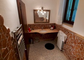 08 CASOLARE MARCHIGIANO VISTA MARE  E MONTI.jpg - Casa indipendente Offida - foto 10