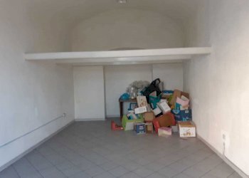 vano 1 (3).jpeg - Non Alimentare Corso Giuseppe Garibaldi, Imperia - foto 5