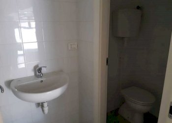 bagno (2).jpeg - Non Alimentare Corso Giuseppe Garibaldi, Imperia - foto 18