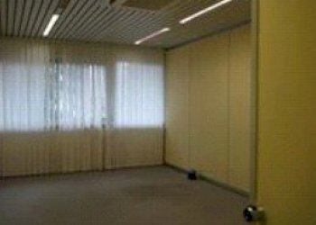 5.jpg - Stable - Palace at auction Via Roccavione 15, Cuneo - photo 4