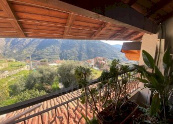 balcone - Appartamento Via Serro Inferiore, Ventimiglia - foto 1