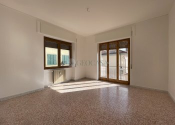 IMG_8615.jpg - Quadrilocale Sarzana - foto 1