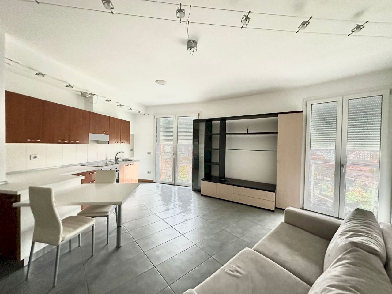 PHOTO-2024-03-28-16-07-41.jpg - Two-room apartment Via G. Matteotti 1, Borgomanero - photo 1