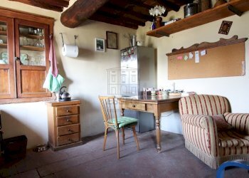 vendesi casa colonica colline lucchesi IMG_0414.JP - Casale Strada Comunale di Valdottavo, valdottavo 32, Borgo a Mozzano - foto 8