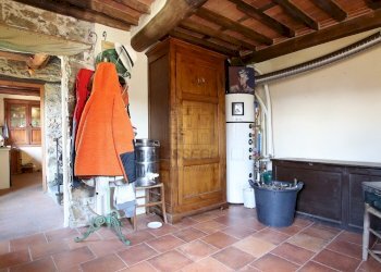 vendesi casa colonica colline lucchesi IMG_0411.JP - Casale Strada Comunale di Valdottavo, valdottavo 32, Borgo a Mozzano - foto 9