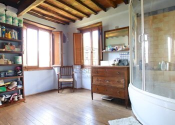 vendesi casa colonica colline lucchesi IMG_0407.JP - Casale Strada Comunale di Valdottavo, valdottavo 32, Borgo a Mozzano - foto 19