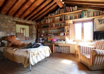 vendesi casa colonica colline lucchesi IMG_0387.JP - Casale Strada Comunale di Valdottavo, valdottavo 32, Borgo a Mozzano - foto 21