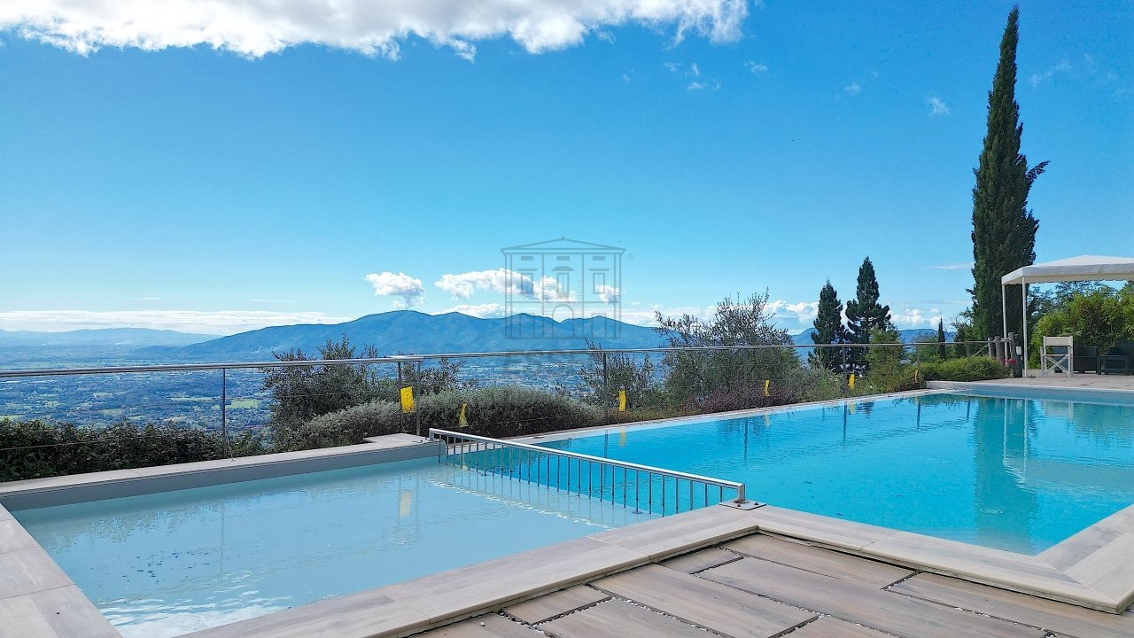 vendesi rustico con piscina ristrutturato lucca ca - Casale Via Pieve di Brancoli 1586, Lucca - foto 1