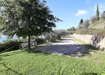 vendesi rustico con piscina ristrutturato lucca ca - Casale Via Pieve di Brancoli 1586, Lucca - foto 23