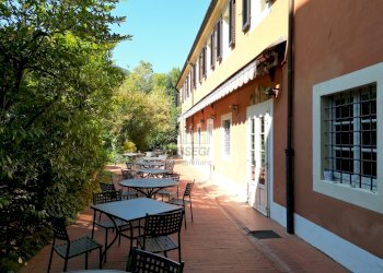 vendesi villa con parco e piscina lucca DJI_0972.J - Albergo - Struttura ricettiva Via Nuova per Pisa, Lucca - foto 23