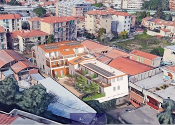 Image4.jpg - Trilocale Via di San Quirico, Firenze - foto 8