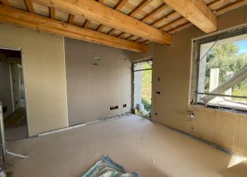 62124315-98EF-4CA5-8632-B8057AC433AC.jpeg - Rustic via abbadia, Osimo - photo 20