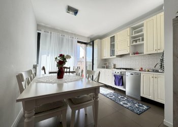 IMG_4109 3.JPG - Appartamento Camaiore - foto 2