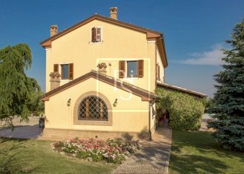 B7778A94-1F2B-4BFE-B694-350F2B88BCC8.jpeg - Villa Senigallia - foto 25