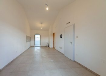 Soggiorno con ang.cottura (6).jpg - Trilocale Quartucciu - foto 9