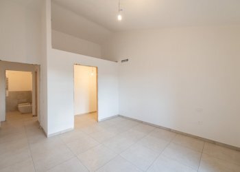 Camera matrimoniale (4).jpg - Trilocale Quartucciu - foto 16