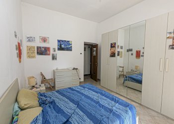 camera matrimoniale - Appartamento Salita Murta 1a, Genova - foto 11