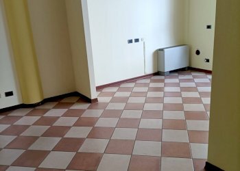 ufficio - Ufficio Via Fratelli Bandiera 30H, Castel San Giovanni - foto 1