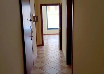 disimpegno - Ufficio Via Fratelli Bandiera 30H, Castel San Giovanni - foto 5