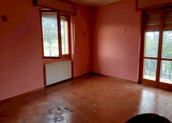 salone - Porzione di casa Frazione Croce, Rovescala - foto 26