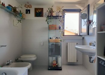 bagno - Four-room apartment Via Leonardo da Vinci, Pianello Val Tidone - photo 10