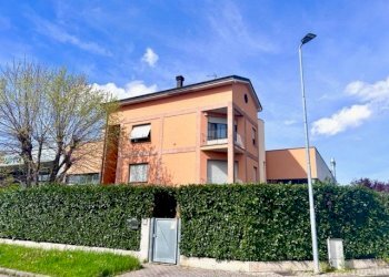 Capannone Parma - foto 8