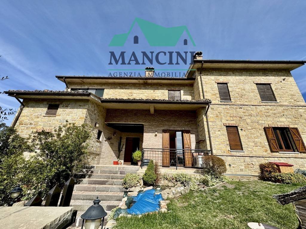 Independent house VIALE MARCHE, Cupramontana - photo 1