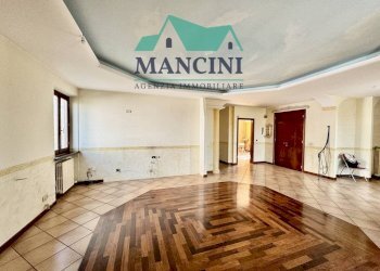 Casa indipendente VIALE MARCHE, Cupramontana - foto 4