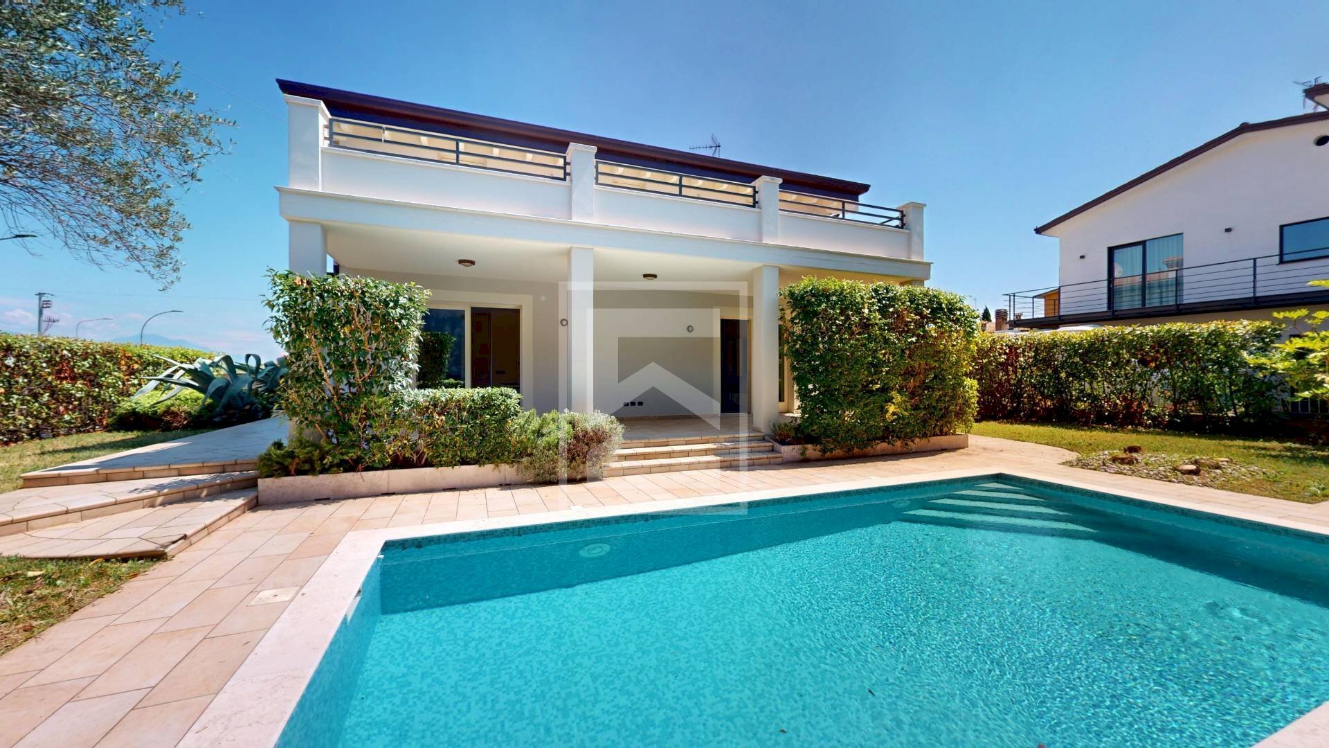 Villa via Magenta, Moniga del Garda - photo 1