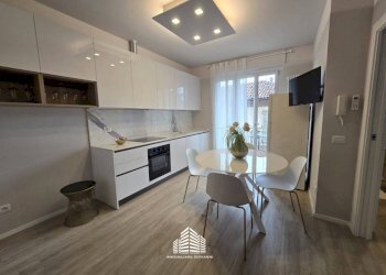 Cucina - Appartamento via Pierino Belli, 37B, Alba - foto 6