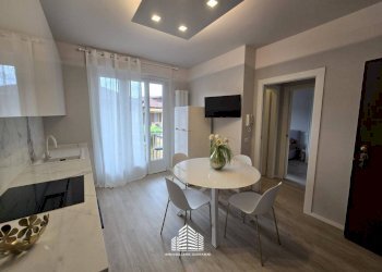 Cucina - Appartamento via Pierino Belli, 37B, Alba - foto 7