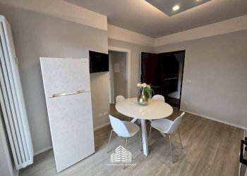 Cucina - Appartamento via Pierino Belli, 37B, Alba - foto 8