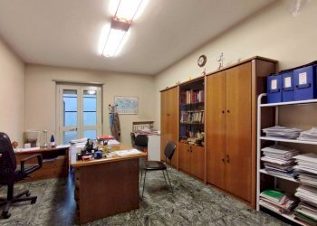 Stanza arredata - Trilocale Canton Vigna, 4, Ivrea - foto 8