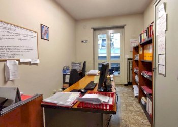 Stanza arredata - Trilocale Canton Vigna, 4, Ivrea - foto 9