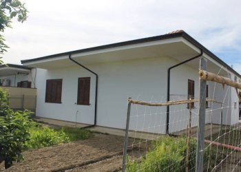 Facciata - Rustico contrada San Nicola, Rocca Imperiale - foto 8