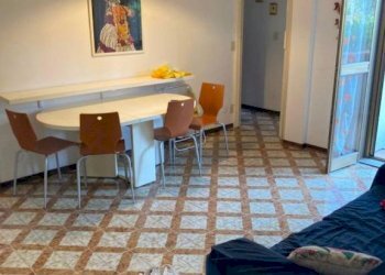 Salone - Appartamento via Serchio, Massa - foto 2