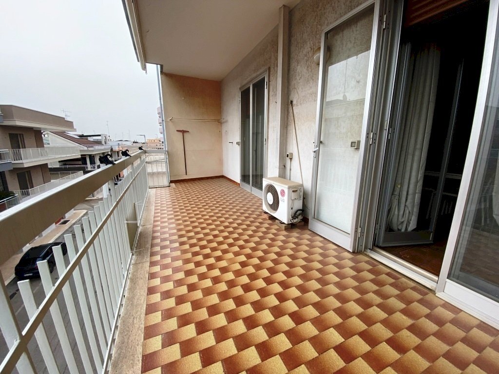 IMG_8454.jpg - Trilocale Via Antonio Gramsci 32, Turi - foto 1