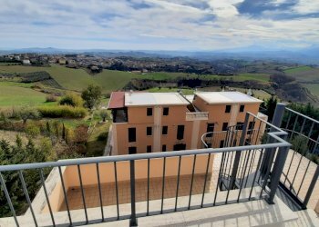 OFFIDA -Duplexbiifamiliaregrezzovistapanoramica - Appartamento Offida - foto 2