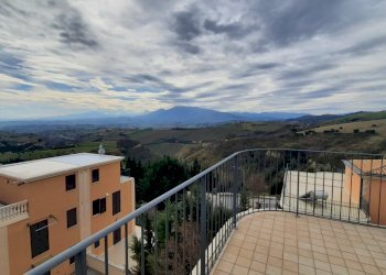 OFFIDA -Duplexbiifamiliaregrezzovistapanoramica - Appartamento Offida - foto 13