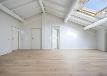 Apartment Via Emilia Est, Rubiera - photo 2