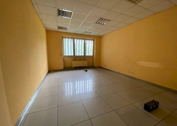 Stanza non arredata - Shed corso Pastrengo, 34, Collegno - photo 16