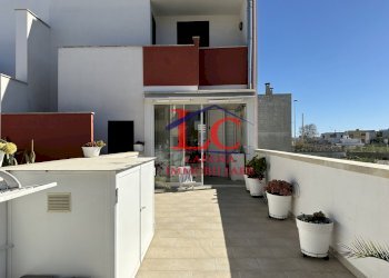 2.jpg - Trilocale Viale Argentina 98, Melendugno - foto 3